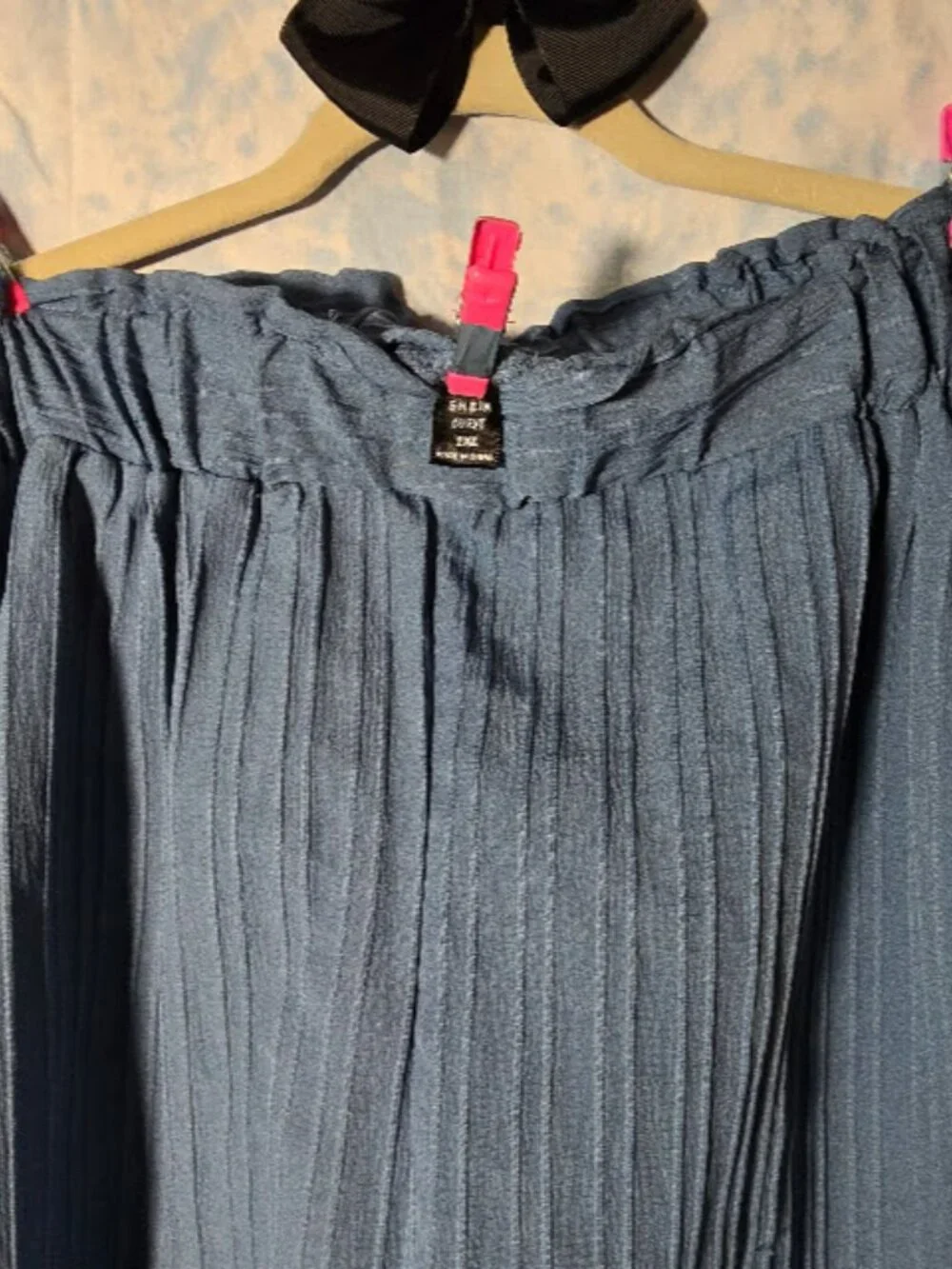 Title: SHEIN Curve 1XL Slate Blue Plisse Pleated Wide Leg Pants - High Waist